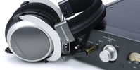 CCLC System for High Linearity Headphone Output
