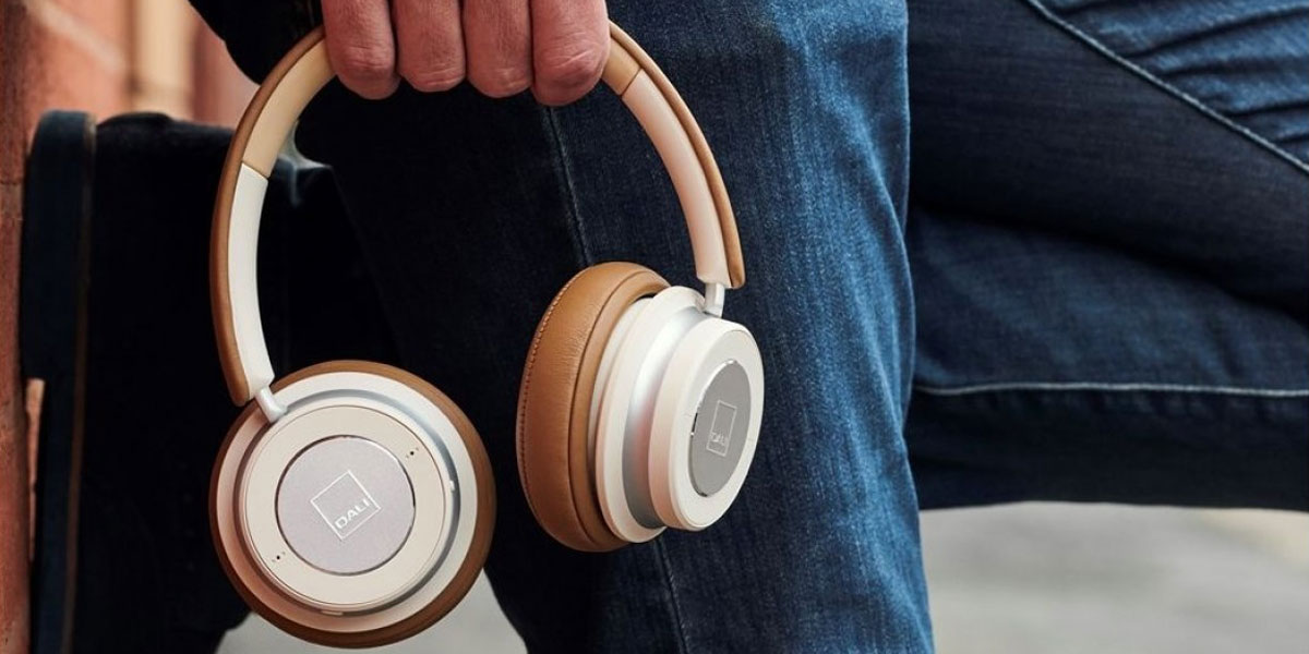 DALI IO-4 Wireless Headphones, Caramel White