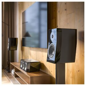 SVS Ultra Evolution Bookshelf Loudspeaker