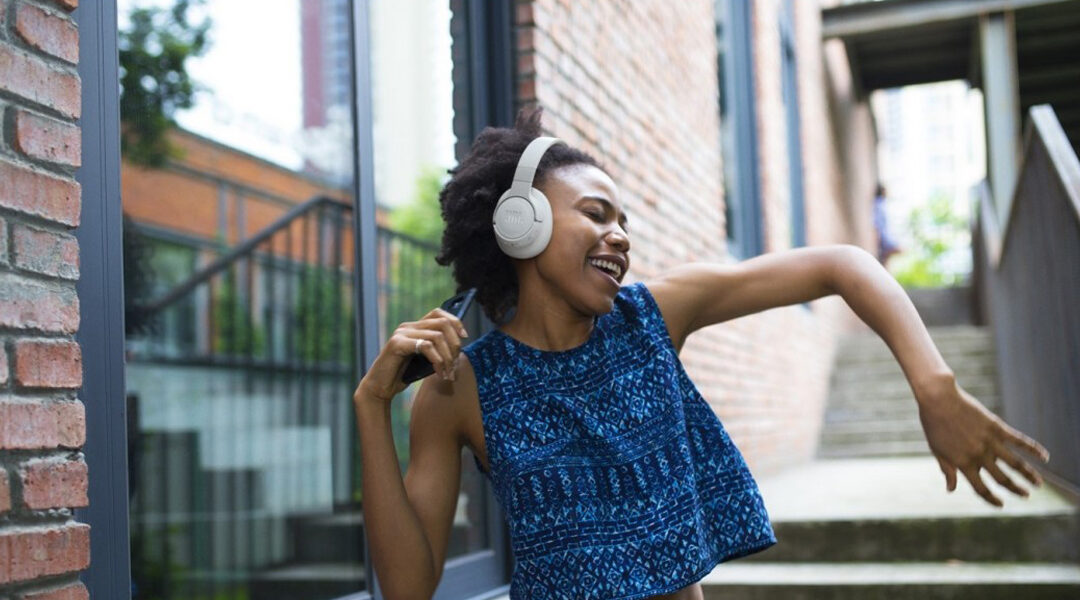 How to Make Your Headphones Sound Better (Hint: Use a DAC)