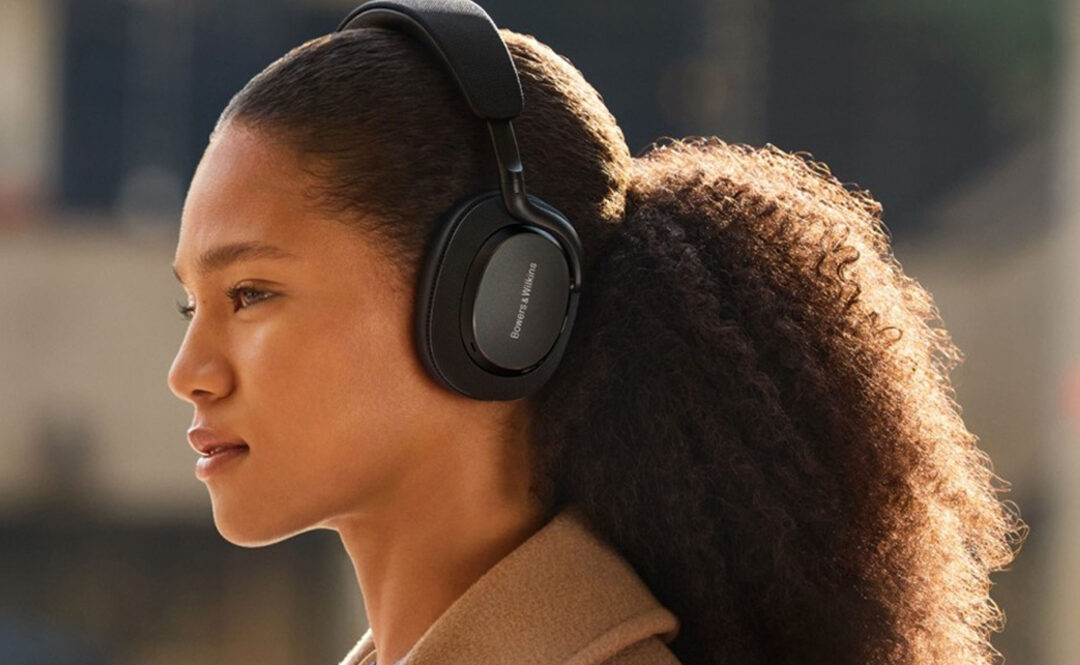 The 6 Best Travel Headphones – Our Favourites for Commuting