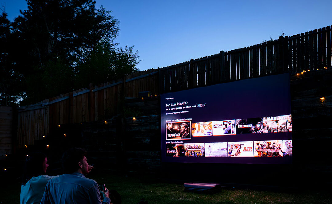 How to Choose the Right Projector Setup for Daytime Viewing or a Bright Room