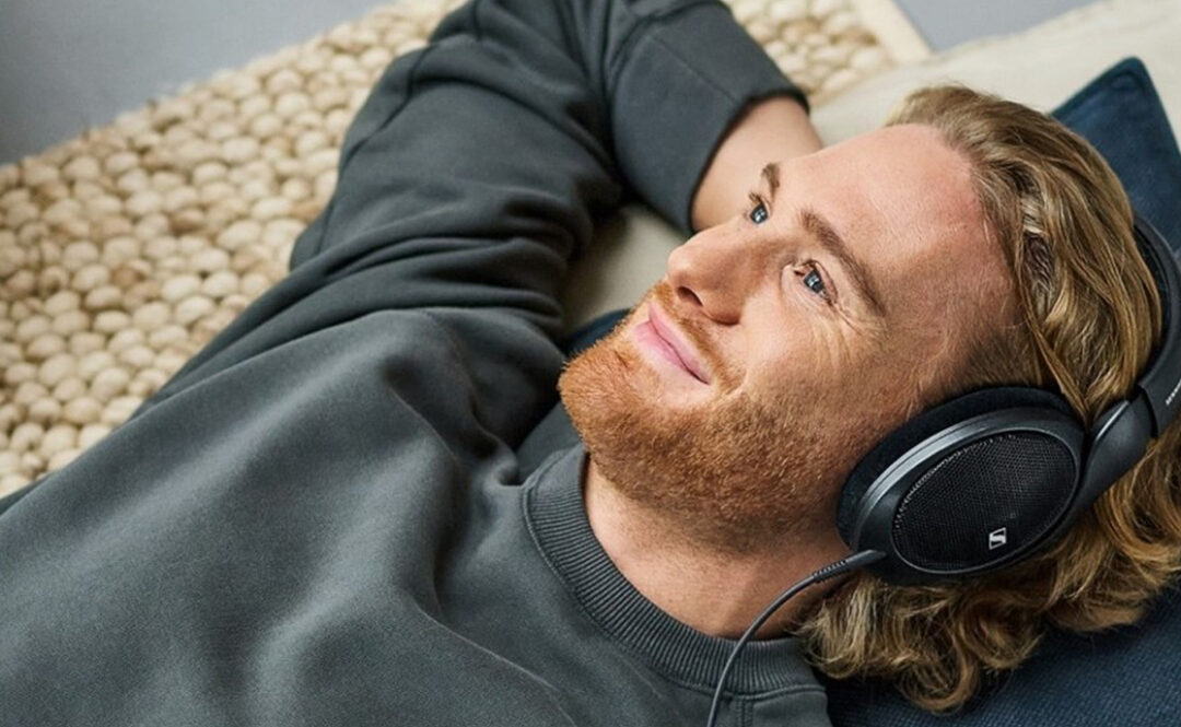 The 13 Best Headphones Under £200 – Wired, Wireless, and Earphones
