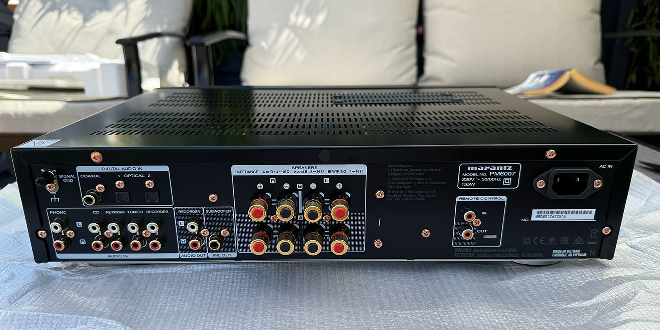 Marantz PM6007 back